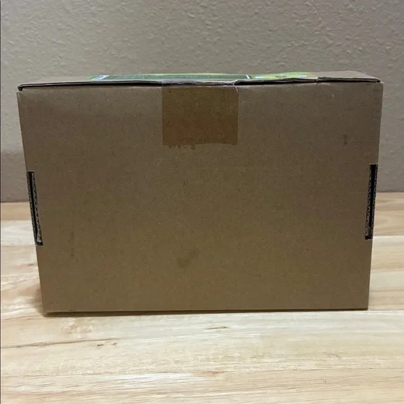 Needle Felting Starter Kit-handmade.To make 6 potted succulents. full unopened - Picture 4 of 4